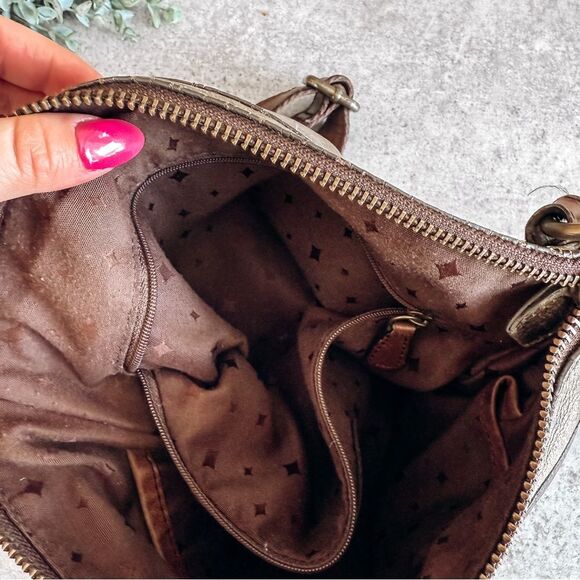 Fossil Tan Explorer Crossbody Leather Bag - Picture 6 of 6